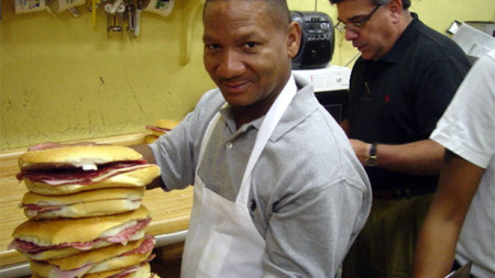 sandwiches_new_orleans_617x