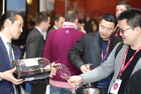 134952_jd-interview-decanter-2015-shanghai-fine-wine-encounter